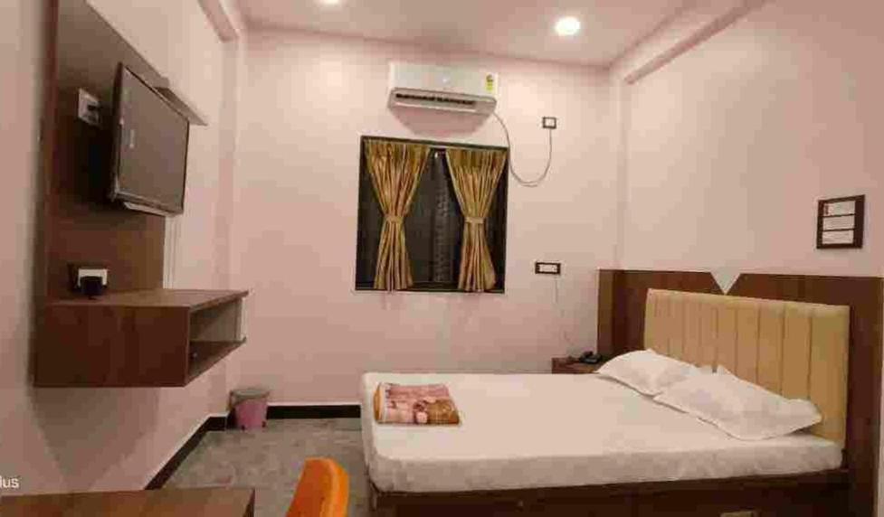Hotel Vaishnavi Bhadji Exterior foto